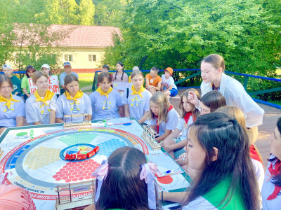 Отправление через 5 минут: Фотографии с "Платформы №7"