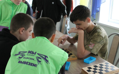 Подростки меняют лагерь: история успеха Тин-Лиги