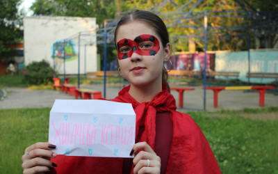 Калейдоскоп летних приключений: детективные расследования, русские печи и бег в гигантских ботинках 