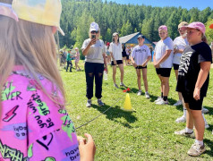 "Огоньки" согрели сердца родителей! Теплый день встречи с семьей в любимом лагере!