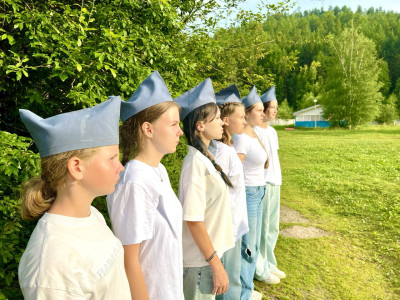 Рельсы, шпалы, лагерь: День ЖД профессий в фотографиях.