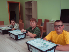 Создай своего робота: В "Маяке" открылся кружок для будущих инженеров!