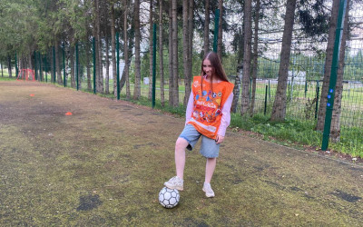 Подростки лагеря становятся настоящими помощниками спорта благодаря участию в программе Тин-лига