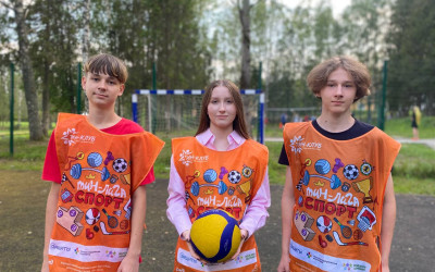 Подростки лагеря становятся настоящими помощниками спорта благодаря участию в программе Тин-лига