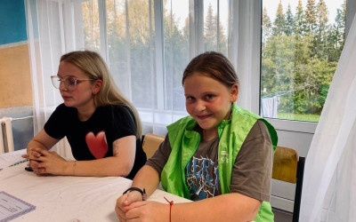 Школьники осваивают организаторские навыки в детском лагере