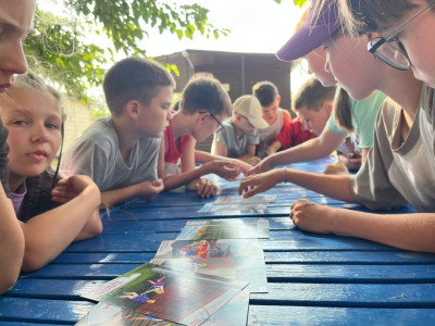 Научим безопасности в игре