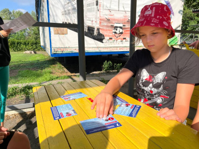 Научим безопасности в игре