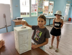 Голосование на статус мэра в ДОЛ "Локомотив"