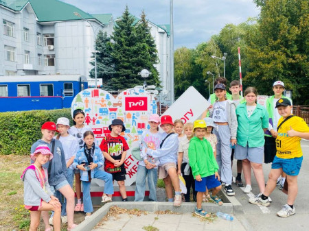  В мир железных дорог: Ребята из лагеря покоряют ДЖД!