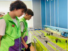  В мир железных дорог: Ребята из лагеря покоряют ДЖД!