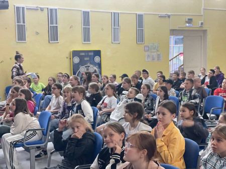 Вечер в лагере прошёл ярко и насыщенно!