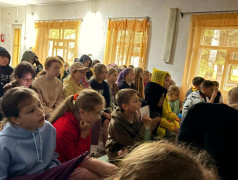 Лекция на тему: "Правила нахождения на объекте повышенной опасности, железнодорожных путях" в ДОЛ "Наречное"