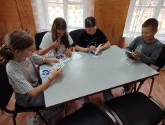 Первое знакомство с хранителями КвадроПланет.