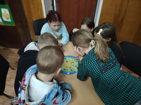 ЖЕЛЕЗНОДОРОЖНАЯ ИГРОТЕКА. СЕКРЕТНАЯ СБОРКА КВАДРОНАВТА.