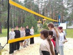 Жизнь в лагере Яльчик кипит.