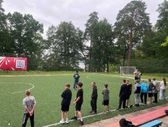 В нашем лагере Услада начал свою работу спортивный кружок по футболу, который открыл двери для всех желающих.