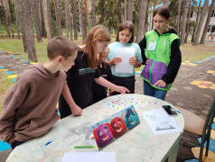 ЖЕЛЕЗНОДОРОЖНАЯ ИГРОТЕКА. Итоговая станционная игра &laquo;СуперСила квадронавтов&raquo;.