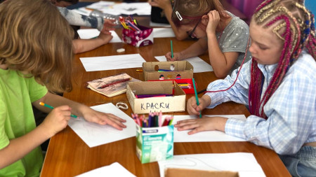 Приглашаем на знакомство с работами ребят кружка 