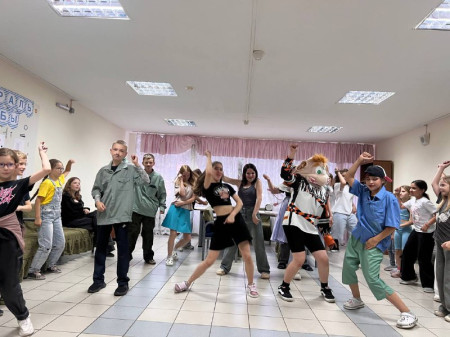 В лагере «Услада» прошла яркая и креативная презентация отрядных уголков!