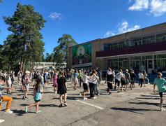 Каждое утро в нашем лагере утреннюю зарядку проводит спортивный сектор ТИН-ЛИГИ!