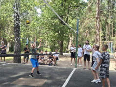 Соревнования стартовали! Волейбол в ТОПе Услады!