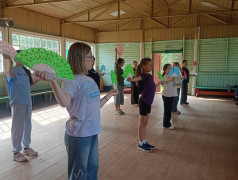 Танцуют все!