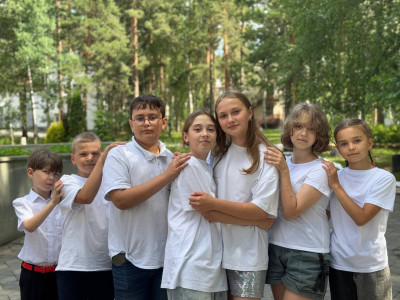 ЛАГЕРЬ В ЛИЦАХ!