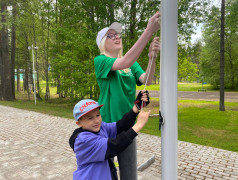 Торжественная линейка открытия 1-ой лагерной смены в ДОЛ "Маяк"