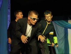 Ай-ай-ай, что творят участники шоу &laquo;Хоряга&raquo;!