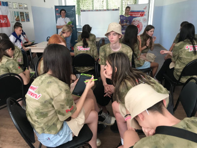 В "Ракете" кипит работа! Ребята погрузились в "Кольца защиты"