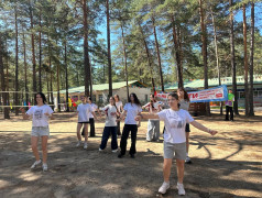 Преемники великих традиций железной дороги.