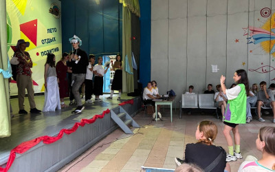 Освещаем жизнь в лагере вместе с Тин-лигой