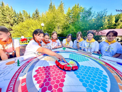 Отправление через 5 минут: Фотографии с "Платформы №7"