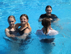 Аквапарк - любимая поездка детей!