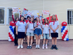 Поезд &laquo;Наследники железнодорожной славы&raquo; прибывает на &laquo;Платформу №7&raquo;.