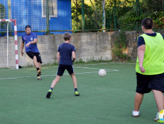 Футбольные страсти разгорелись сегодня на нашем поле!