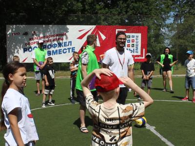 Ежедневная работа отряда Тин-лиги в ДКОЦСТ "Услада"! Наши юные помощники аккумулируют вокруг себя активную жизнь лагеря!