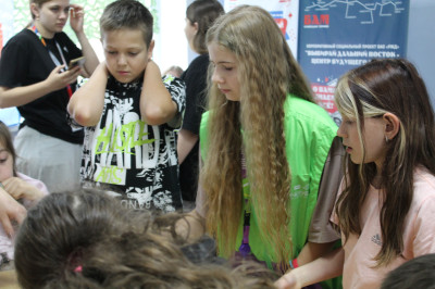 Подростки меняют лагерь: история успеха Тин-Лиги