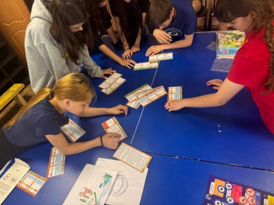 Железнодорожная игротека учит безопасности в жизни