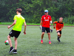 Футбол  &ndash; путь к победам и дружбе!