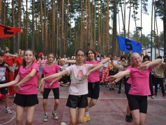 Стартин - море движения и веселья в лагере "Сосновый бор"