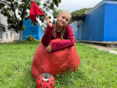 В &laquo;Экспрессе&raquo; настолько День Красного, что даже помидоры завидуют!