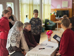 Мини-городок открыл свои двери для детей из "Маяка"!