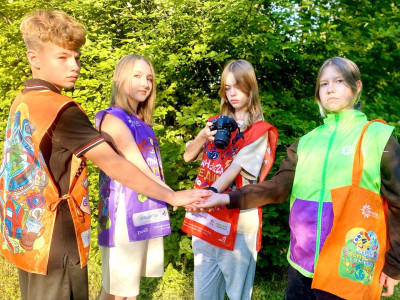 Тин Лига: Как участники растут и развиваются – интервью, вдохновляющие на перемены.