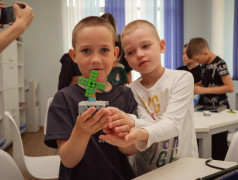 Юные инженеры в Технопарке: первые шаги в мир робототехники