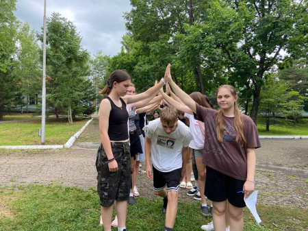 День первых!