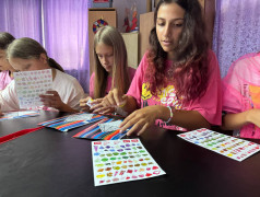 Юные вирусологи из ДОЛ "Экспресс" выписали "Иммуногену" пилюлю!