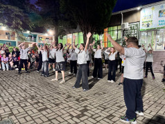 Зажигательные ритмы и море позитива: Конкурс флешмобов в "Экспрессе"!