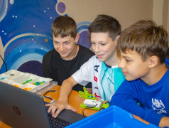 Смена отшумела: эмоции, застывшие в кадре