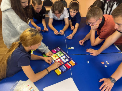 Железнодорожная игротека учит безопасности в жизни